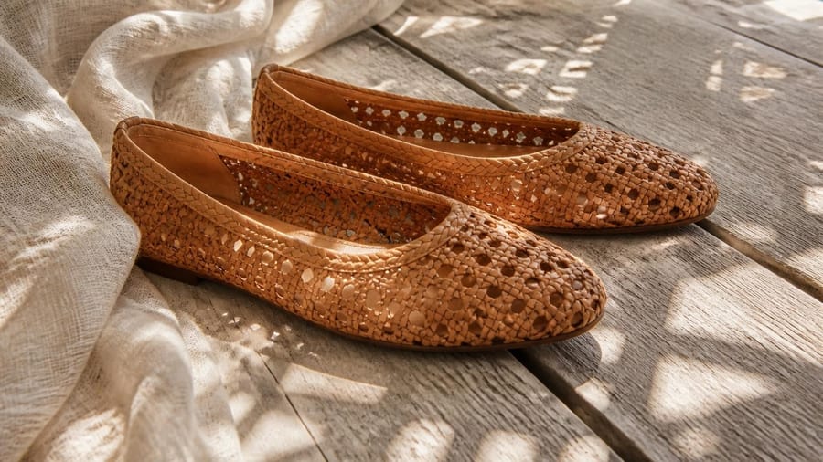 12 belles ballerines tressées Zara, Mango et H&M pour laisser respirer nos pieds cet été