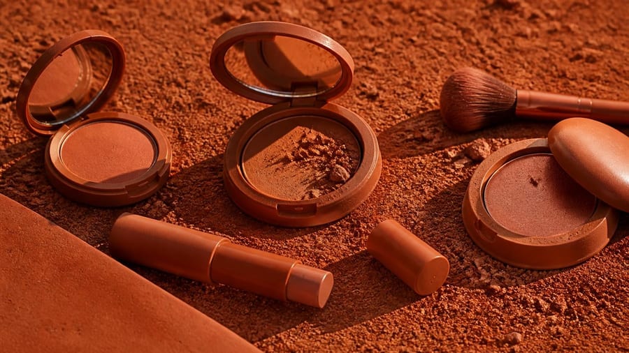 Le “Terracotta Flush”, cette tendance beauté qui semble tout droit sortie de Roland-Garros